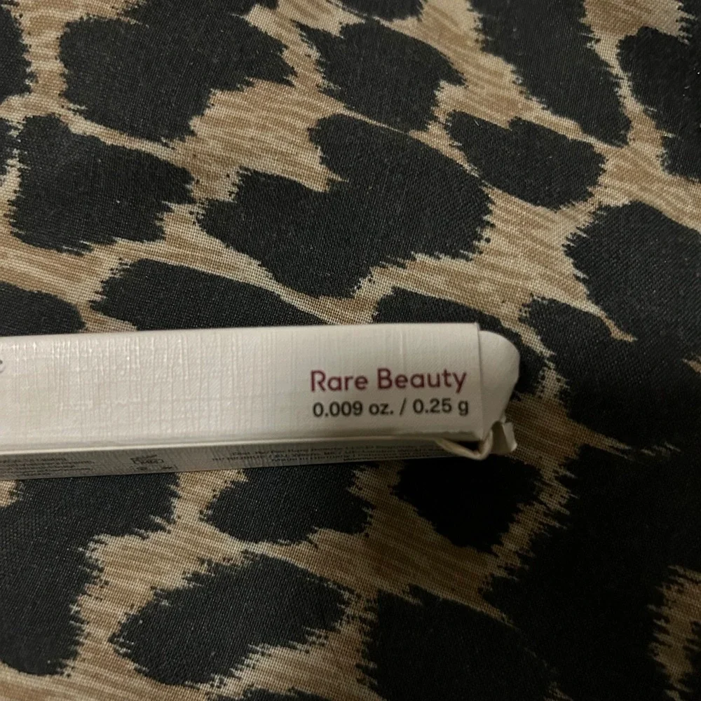 Rare Beauty Perfect Strokes Eyeliner Gel Longue Tenue‎ - Compassion